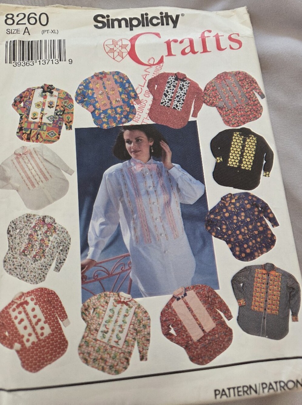Simplicity 8260 Misses' Tuxedo Shirt and Bow Tie Sewing Pattern